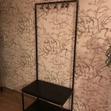 Privatunterkunft Garden Room&economy *