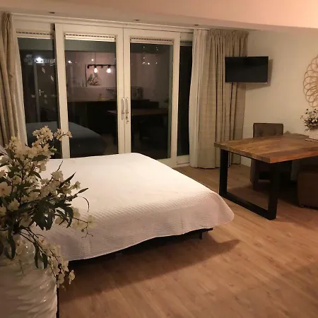 Garden Room&economy Privatunterkunft